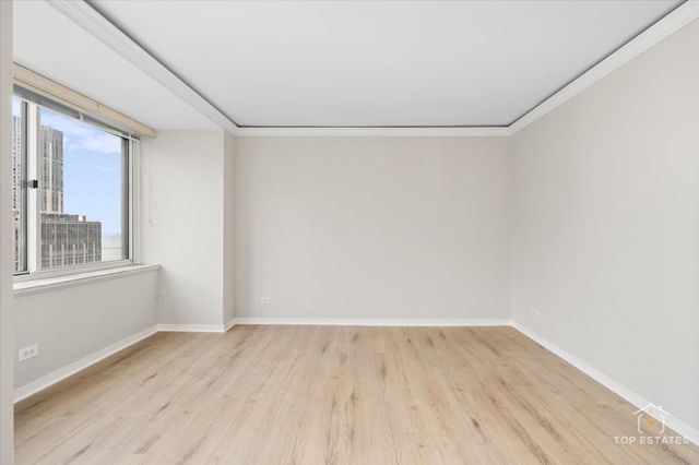 211 E Ohio Street 2806, Chicago, IL 60611