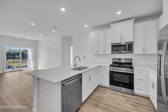 28311 Radford Court 2829, Monroe, NJ 08831