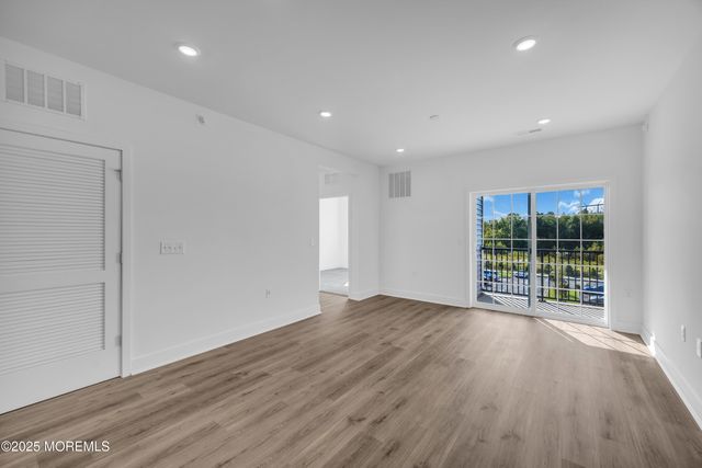 28311 Radford Court 2829, Monroe, NJ 08831