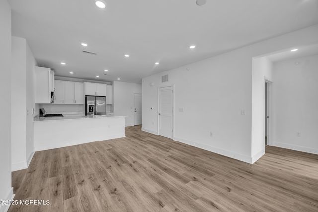 28311 Radford Court 2829, Monroe, NJ 08831