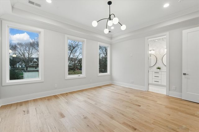 1717 Luton St # B, Nashville, TN 37207