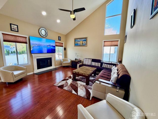 6 Amara Court, Old Bridge, NJ 08857