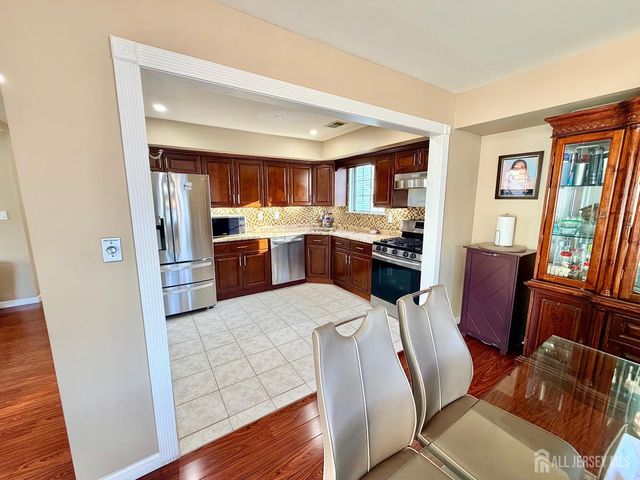 6 Amara Court, Old Bridge, NJ 08857