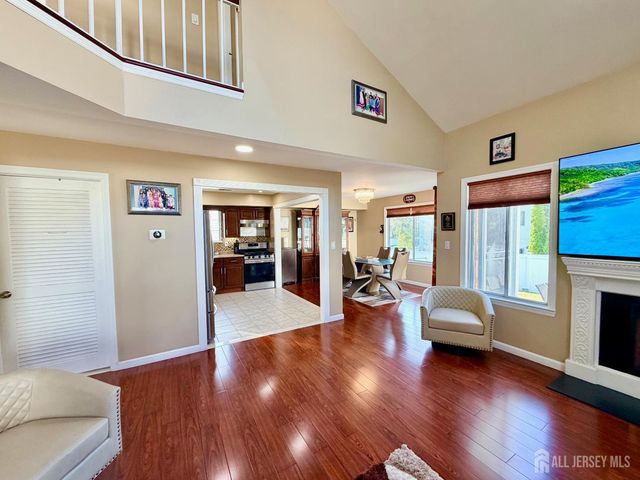 6 Amara Court, Old Bridge, NJ 08857
