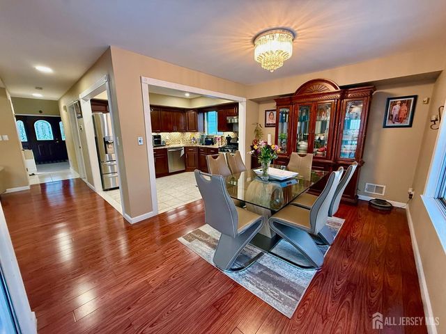 6 Amara Court, Old Bridge, NJ 08857