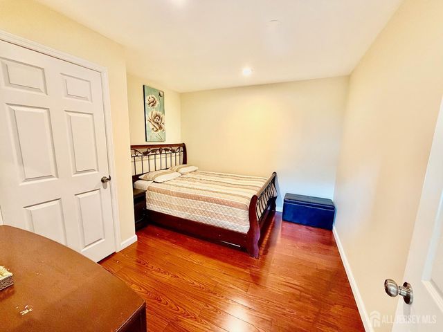 6 Amara Court, Old Bridge, NJ 08857