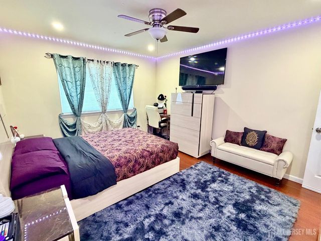 6 Amara Court, Old Bridge, NJ 08857