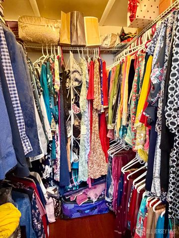 6 Amara Court, Old Bridge, NJ 08857