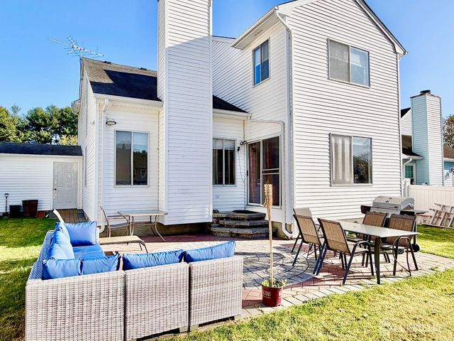 6 Amara Court, Old Bridge, NJ 08857