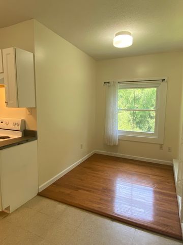 51 Pearl Street, Guilford, CT 06437
