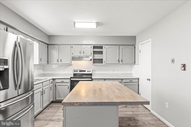 329 SOUTH ST, Hanover, PA 17331