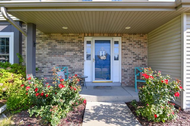 1140 W Court STREET, Elkhorn, WI 53121