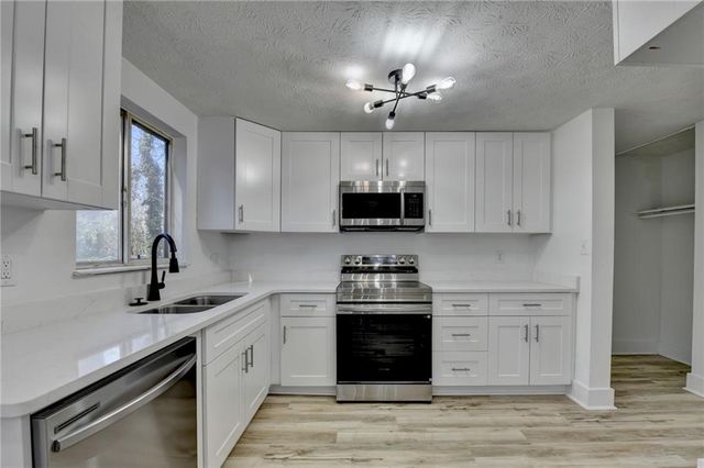 1018 Martin Road, Stone Mountain, GA 30088