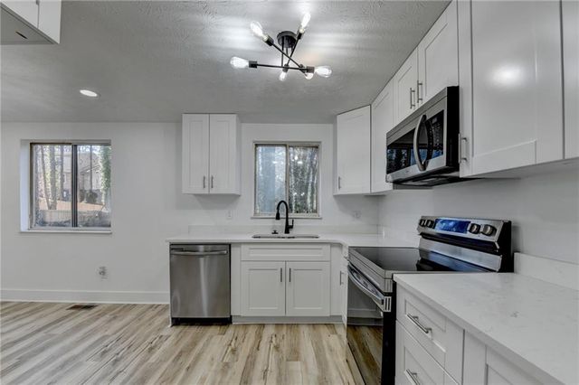 1018 Martin Road, Stone Mountain, GA 30088