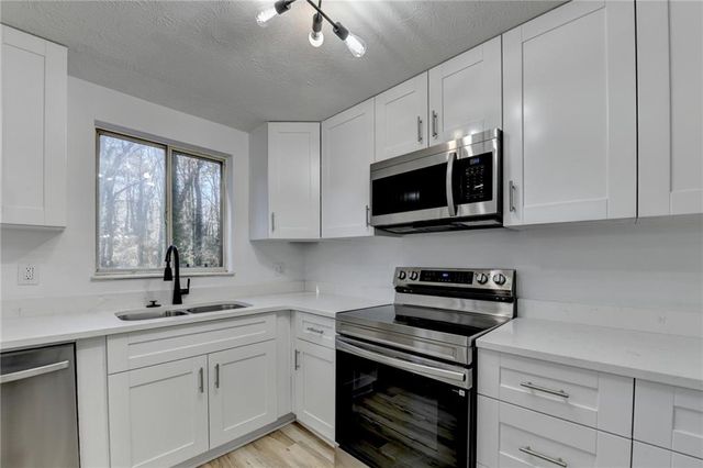 1018 Martin Road, Stone Mountain, GA 30088