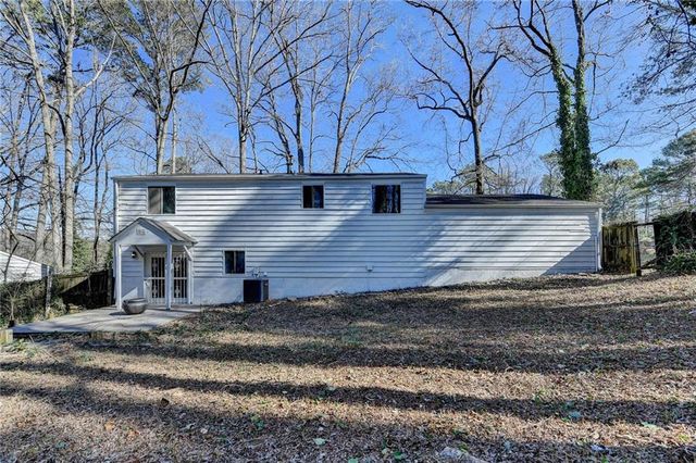 1018 Martin Road, Stone Mountain, GA 30088
