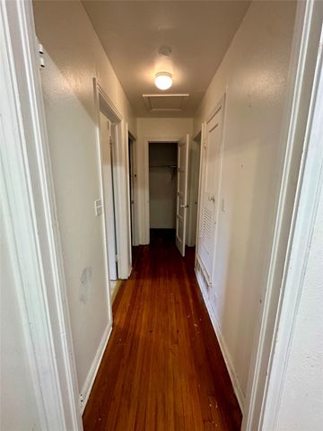 308 N Dallas Street, Groesbeck, TX 76642
