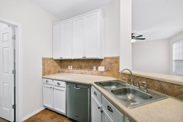 2632 Century Park BLVD 41, Austin, TX 78727