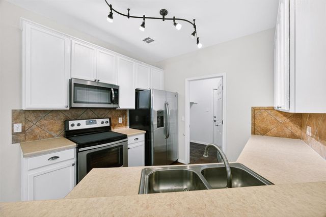 2632 Century Park BLVD 41, Austin, TX 78727