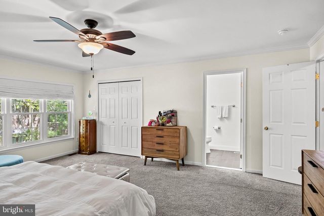 302 KINGS CROFT, Cherry Hill, NJ 08034