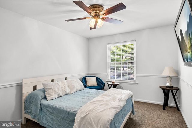 302 KINGS CROFT, Cherry Hill, NJ 08034