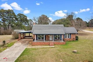 5599 W Juanita Rd., Longview, TX 75605