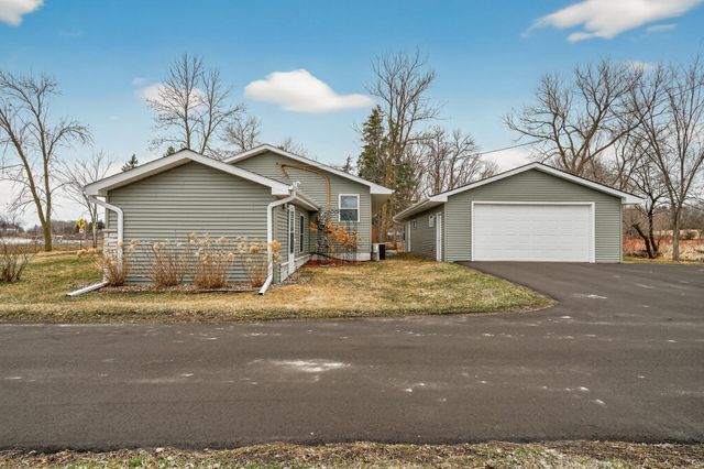 3400 Stark Road, Harris, MN 55032