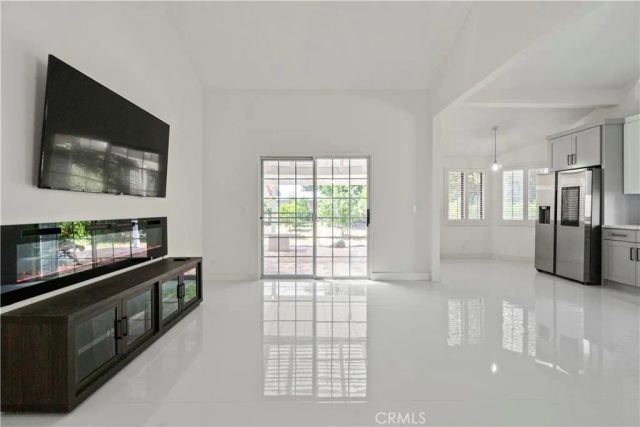 3367 Lathrop, Simi Valley, CA 93063