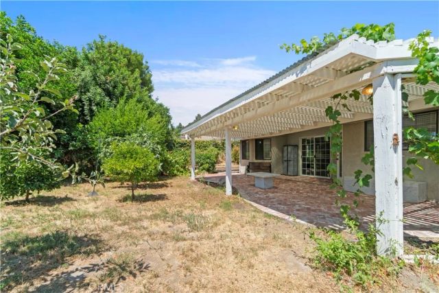 3367 Lathrop, Simi Valley, CA 93063