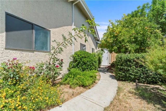 3367 Lathrop, Simi Valley, CA 93063