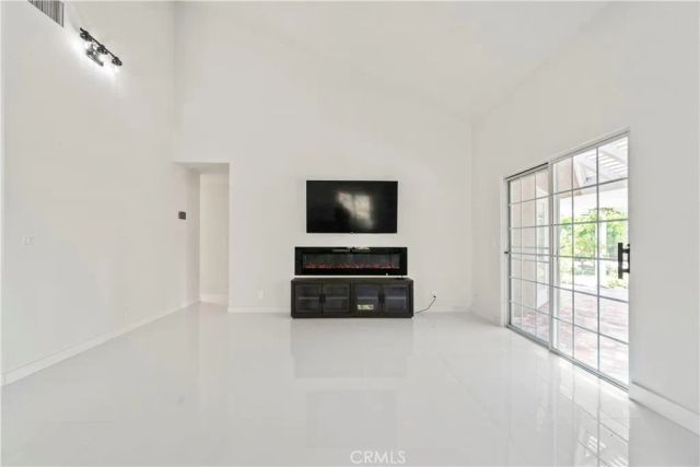 3367 Lathrop, Simi Valley, CA 93063