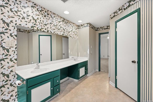 6355 SPRING TIME ST, San Antonio, TX 78249