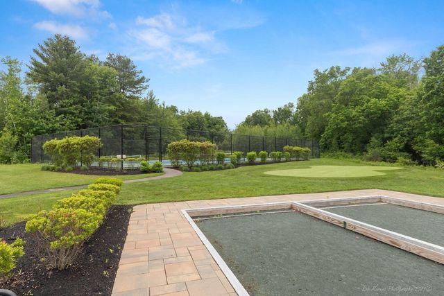 64 Pine Tree Dr, Methuen, MA 01844