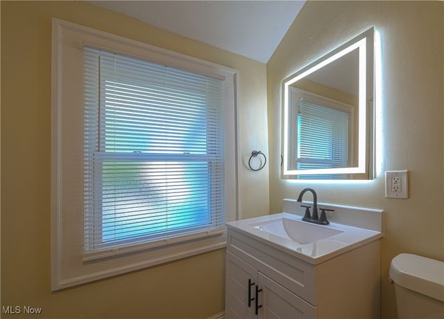 175 E 194th Street, Euclid, OH 44119