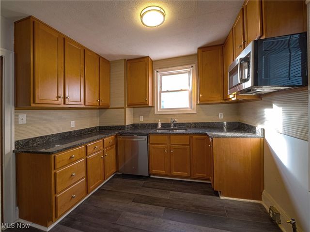 175 E 194th Street, Euclid, OH 44119