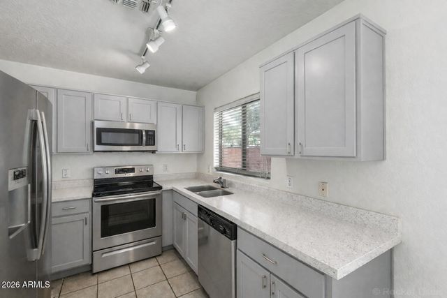 2026 W TOWNLEY Avenue, Phoenix, AZ 85021