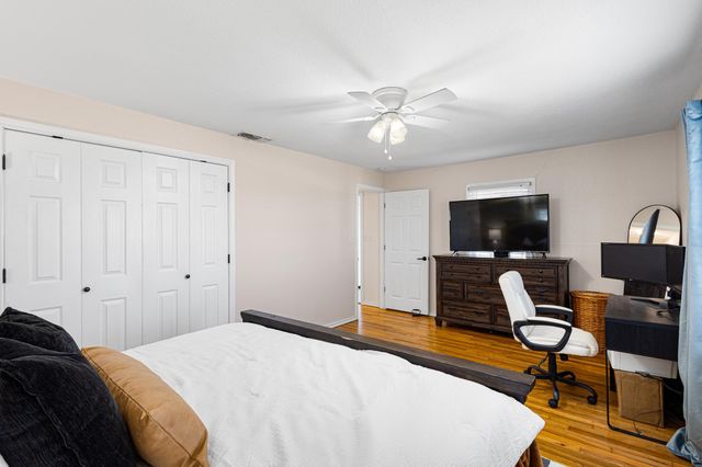 638 Main Street, Paradise, TX 76073