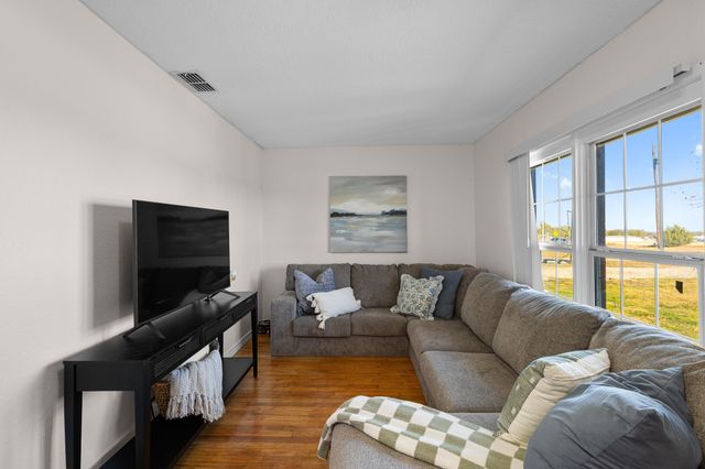 638 Main Street, Paradise, TX 76073