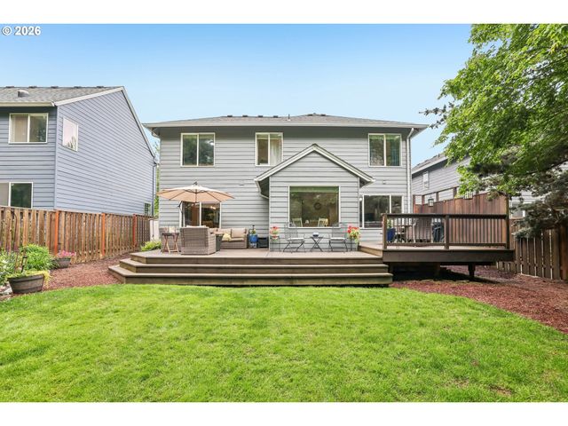 23889 Sw RED FERN Dr, Sherwood, OR 97140