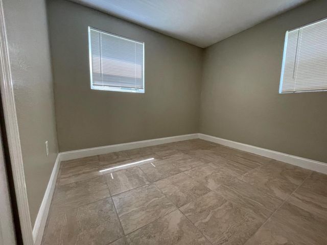 2513 Avenue L, Fort Pierce, FL 34947