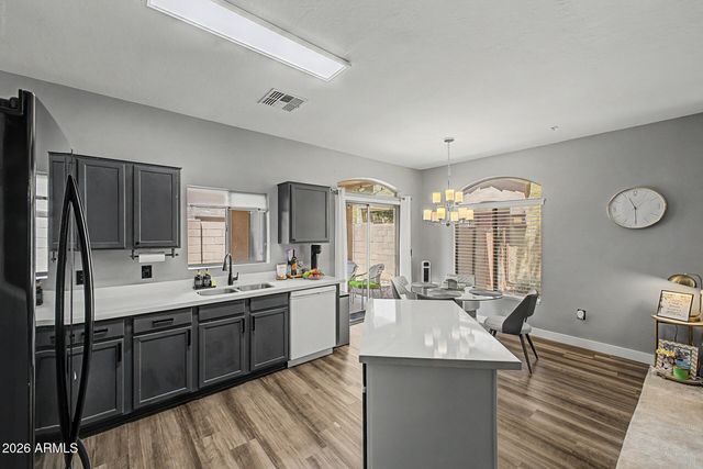 2024 S BALDWIN -- 85, Mesa, AZ 85209