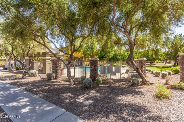 2024 S BALDWIN -- 85, Mesa, AZ 85209