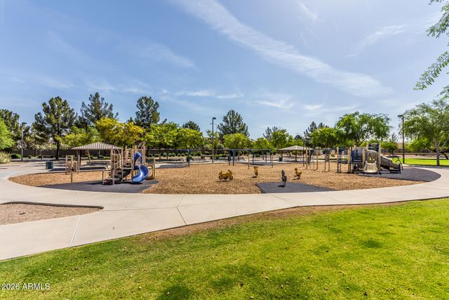 2024 S BALDWIN -- 85, Mesa, AZ 85209
