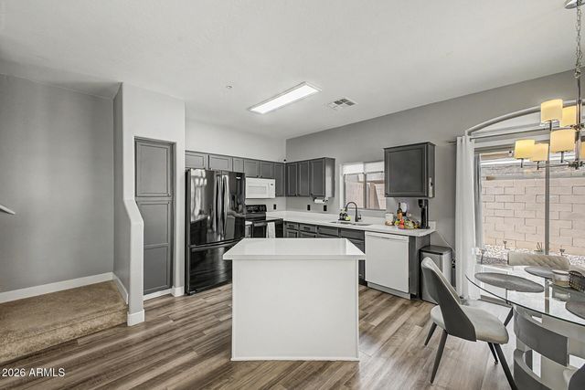2024 S BALDWIN -- 85, Mesa, AZ 85209