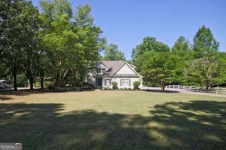 1692 N Hadaway Road NW, Kennesaw, GA 30152