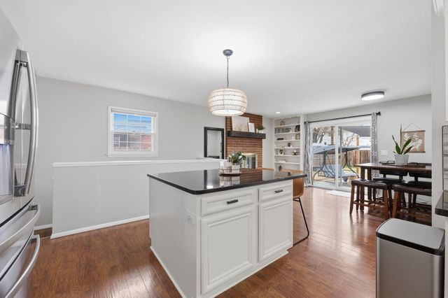 6614 E 14th St N, Wichita, KS 67206