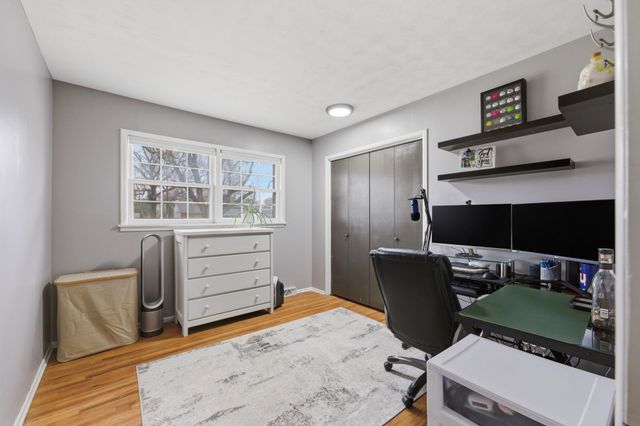 6614 E 14th St N, Wichita, KS 67206