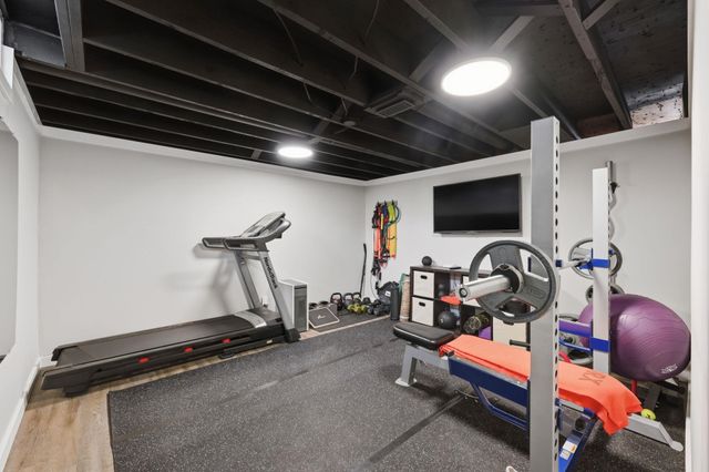 6614 E 14th St N, Wichita, KS 67206