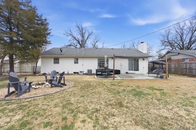 6614 E 14th St N, Wichita, KS 67206