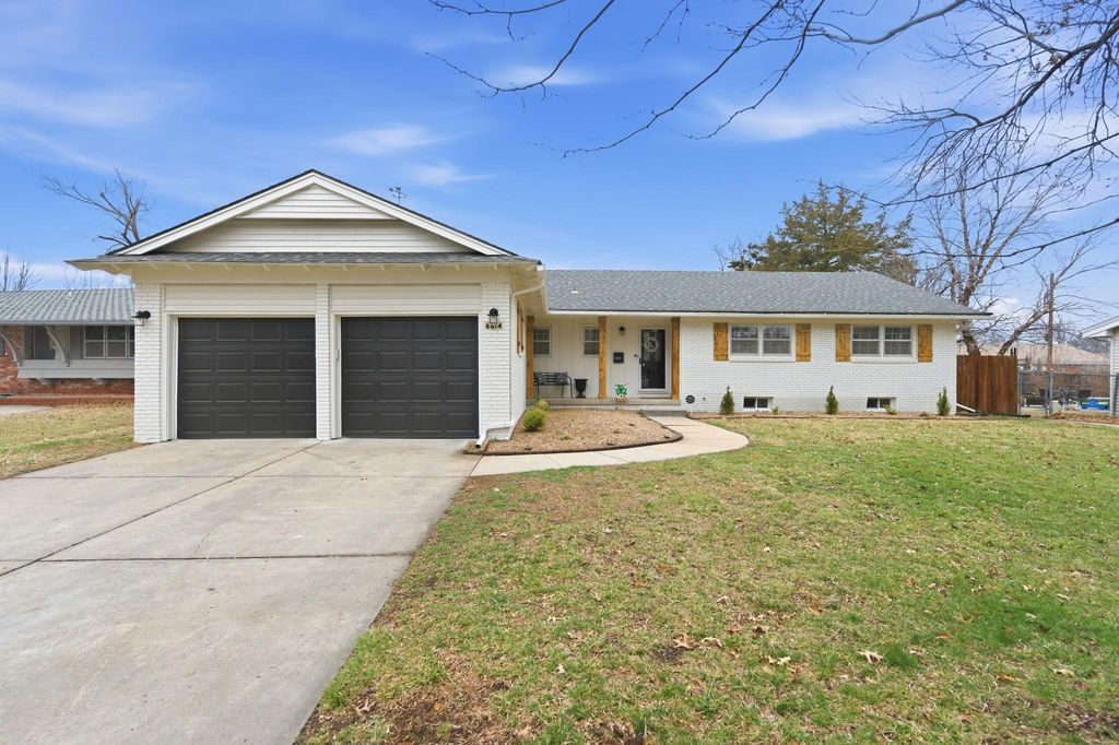 6614 E 14th St N, Wichita, KS 67206